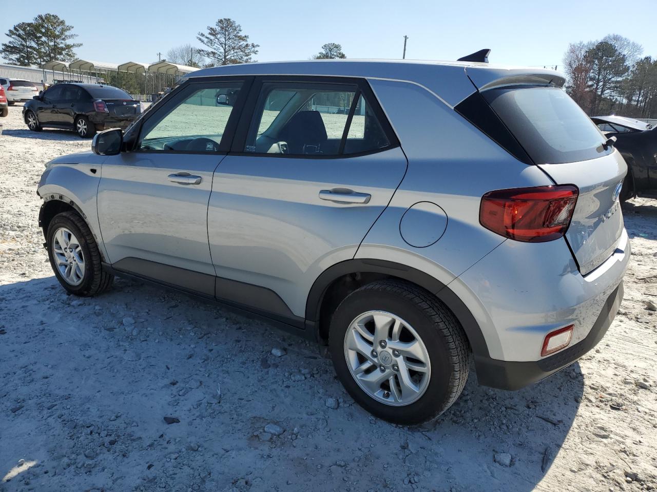 2021 Hyundai Venue VIN KMHRB8A30MU066776 Copart auction photo, front end damage thumbnail 2
