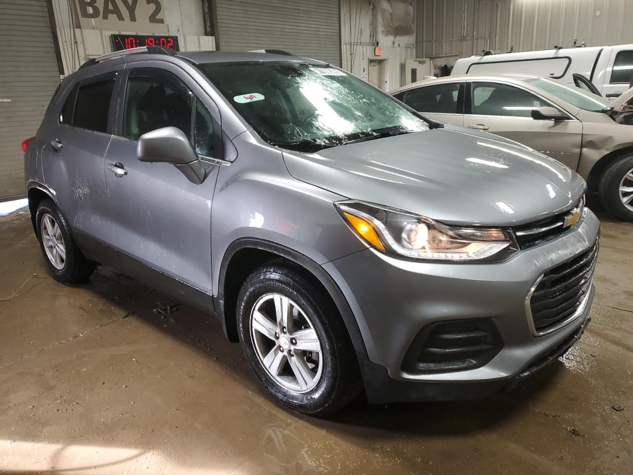 2020 Chevrolet Trax VIN 3GNCJLSB5LL325820 Copart auction photo, front end damage thumbnail 4