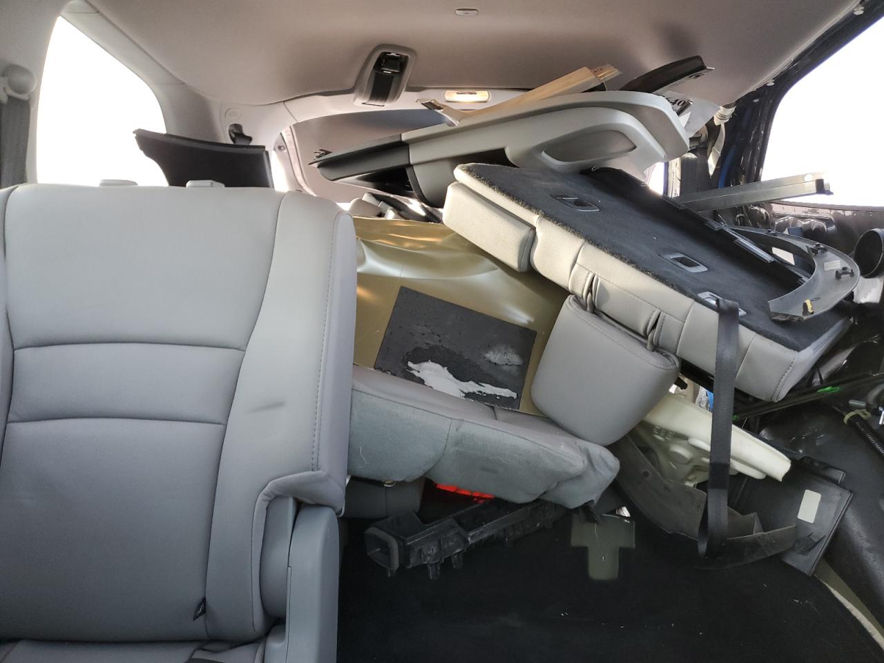 2017 Honda Pilot VIN 5FNYF5H58HB016832 Copart auction photo, rear end / side damage thumbnail 10