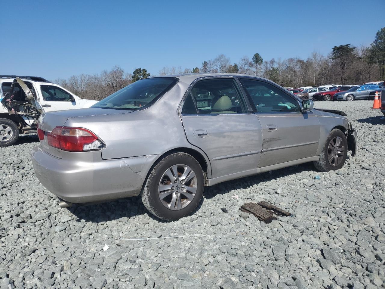 1999 Honda Accord VIN 1HGCG1658XA009911 Copart auction photo, front end damage thumbnail 3