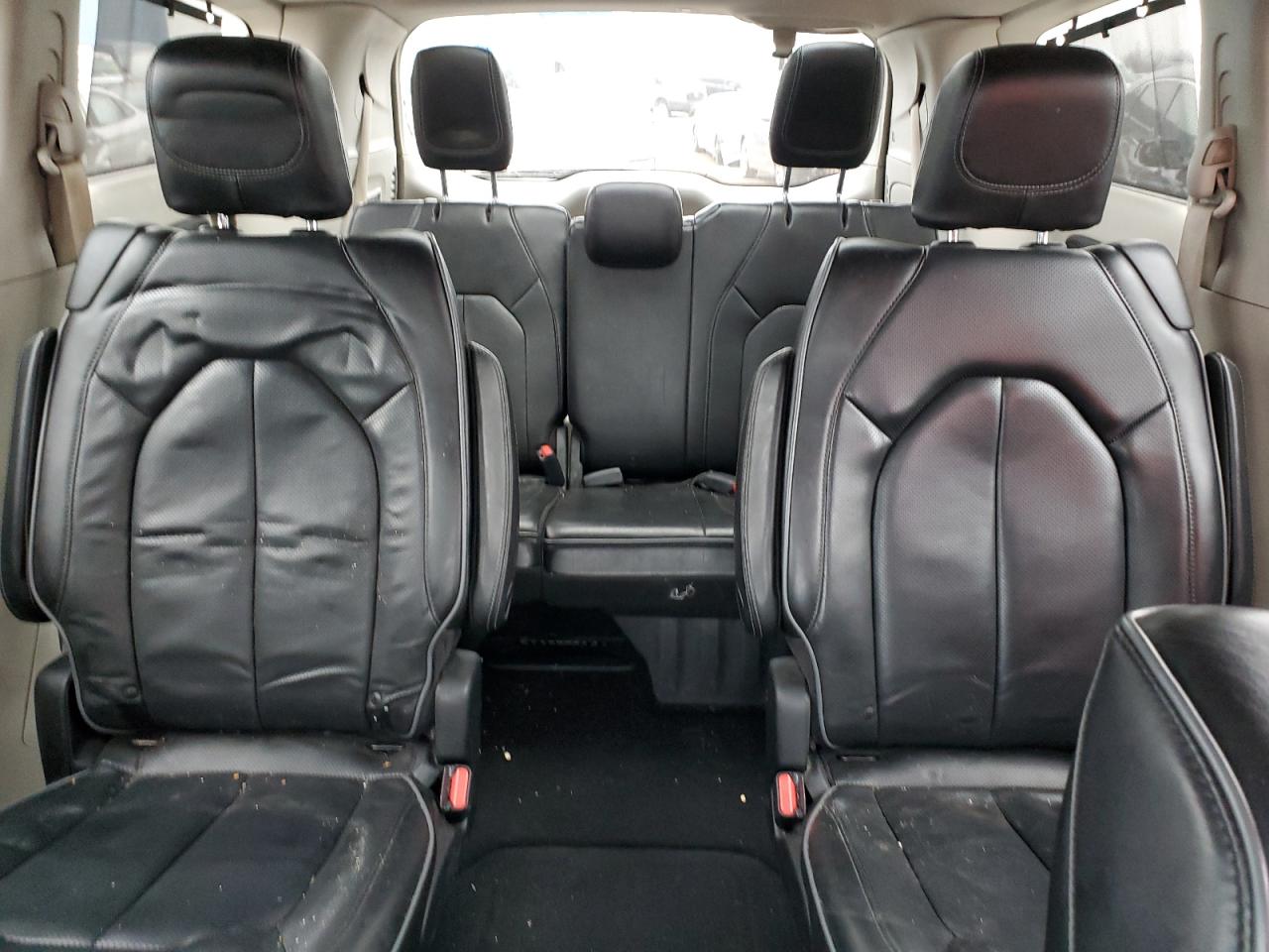 2019 Chrysler Pacifica VIN 2C4RC1GG8KR657614 Copart auction photo, front end damage thumbnail 10