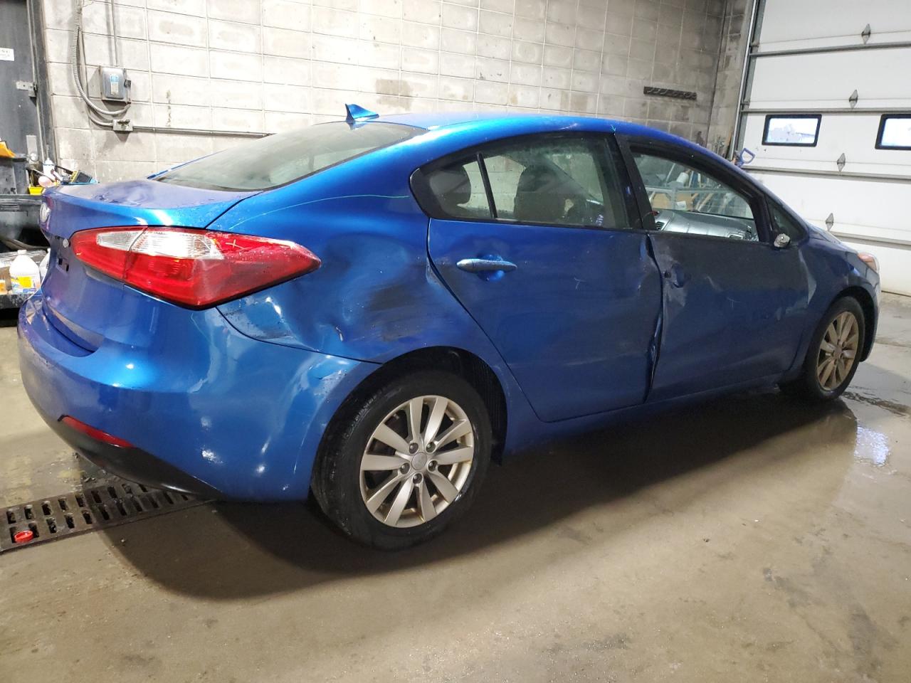 2014 KIA Forte VIN KNAFX4A61E5122065 Copart auction photo, all over damage thumbnail 3
