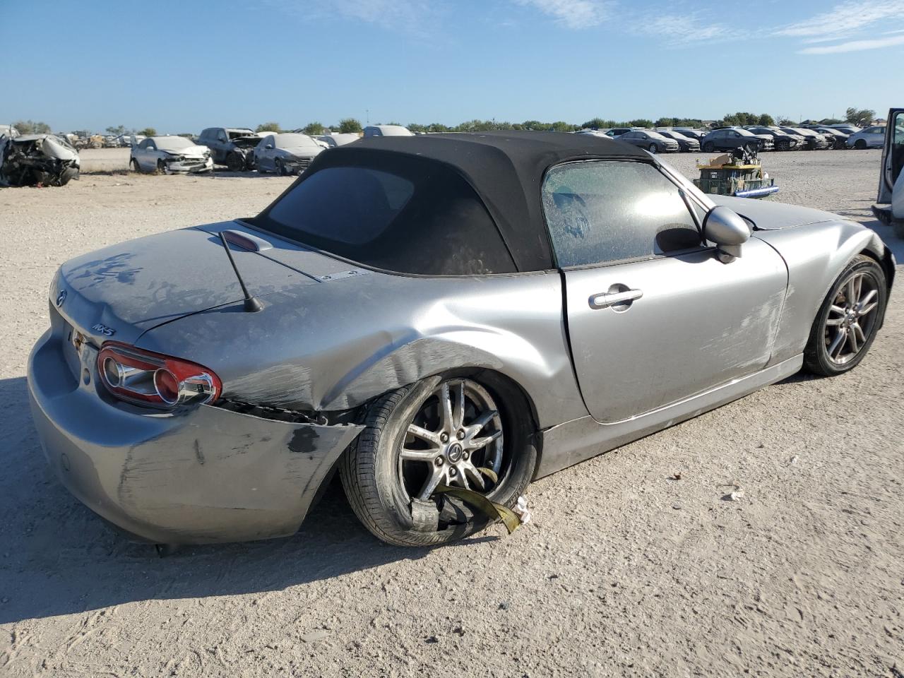 2014 Mazda MX-5 VIN JM1NC2JFXE0237081 Copart auction photo, rear end damage thumbnail 3