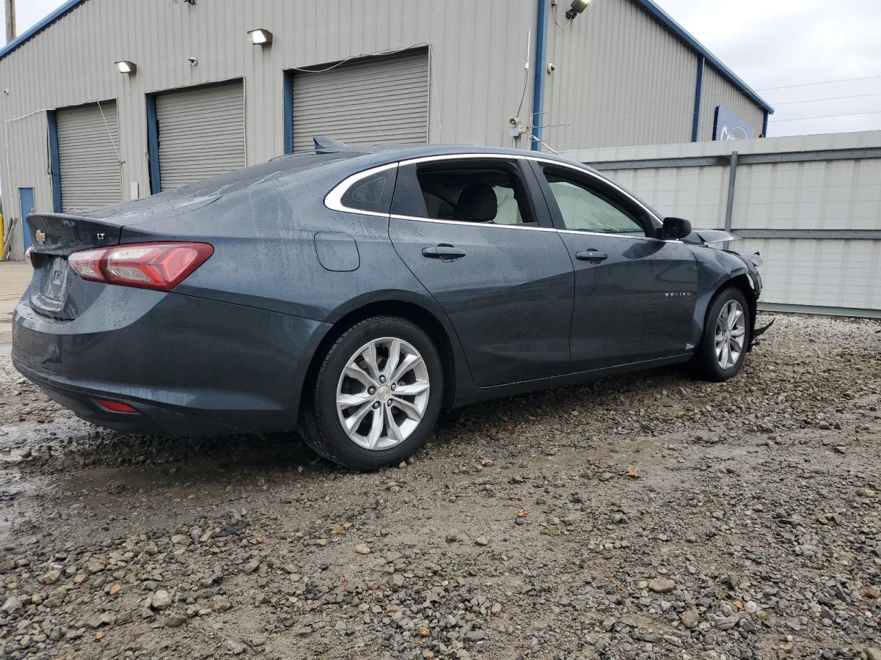 2021 Chevrolet Malibu VIN 1G1ZD5ST6MF047786 Copart auction photo, front end / side damage thumbnail 3