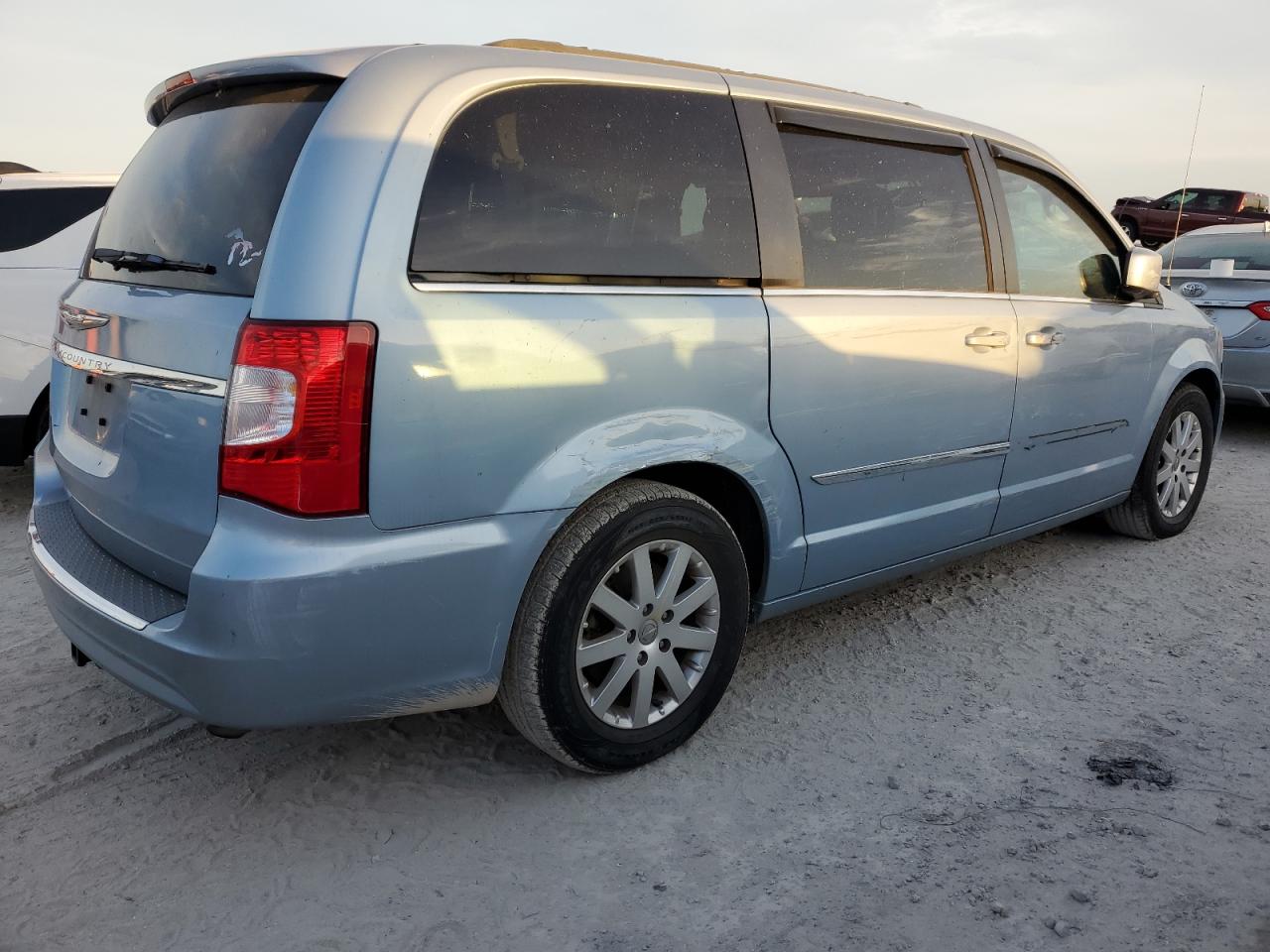 2013 Chrysler Town & Country VIN 2C4RC1BG7DR715075 Copart auction photo, water/flood damage thumbnail 3