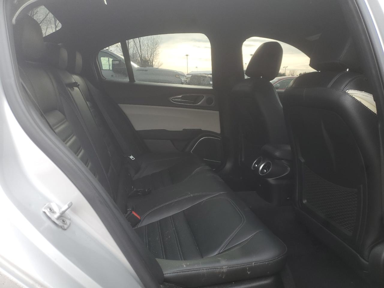 2020 Alfa Romeo Giulia VIN ZARFANBN4L7625998 Copart auction photo, front end / minor dent/scratches damage thumbnail 11