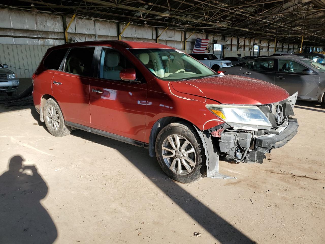 2014 Nissan Pathfinder VIN 5N1AR2MN6EC711568 Copart auction photo, front end / side damage thumbnail 4