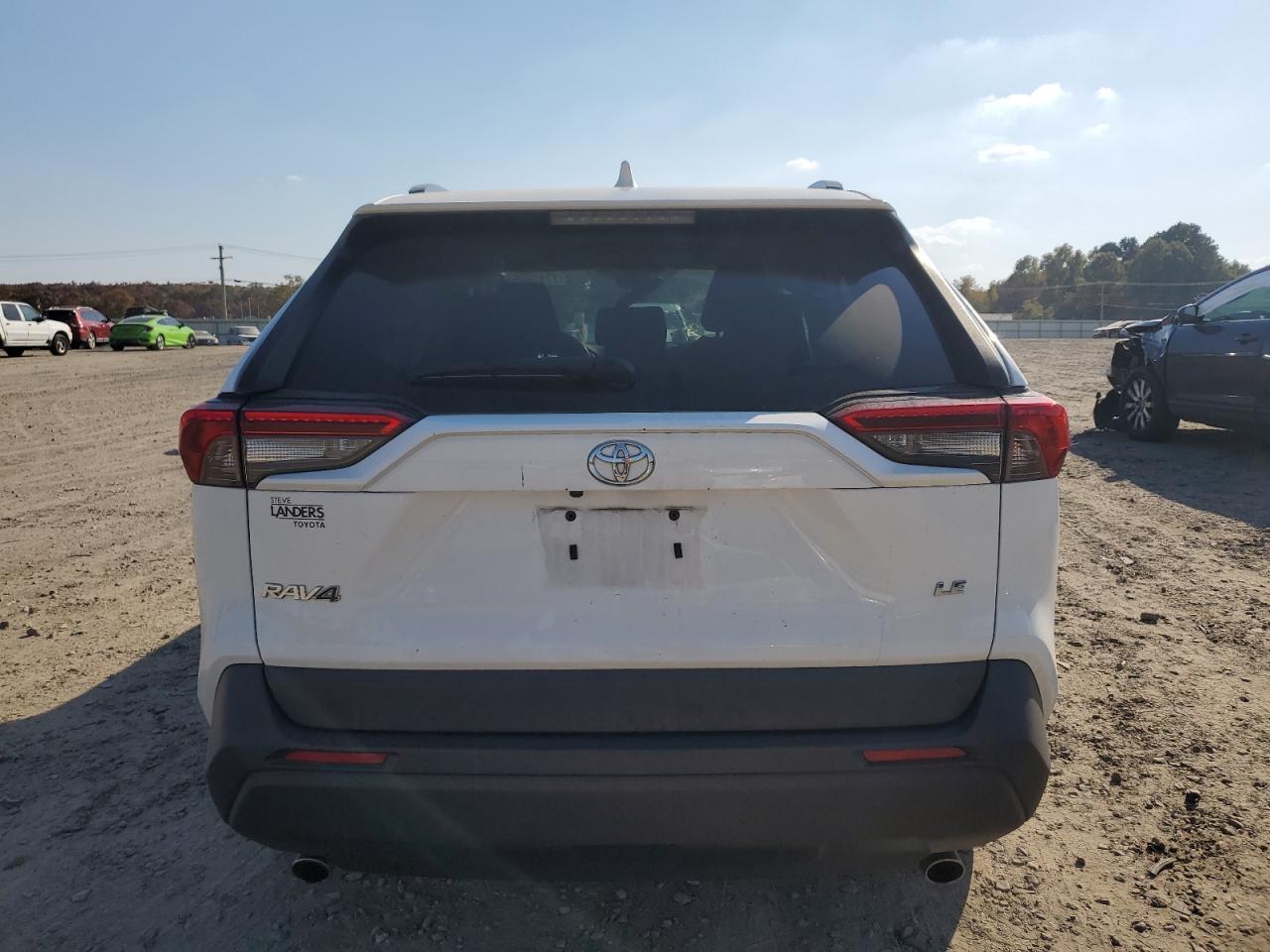2019 Toyota RAV 4 VIN 2T3H1RFV7KC024349 Copart auction photo, front end / minor dent/scratches damage thumbnail 6