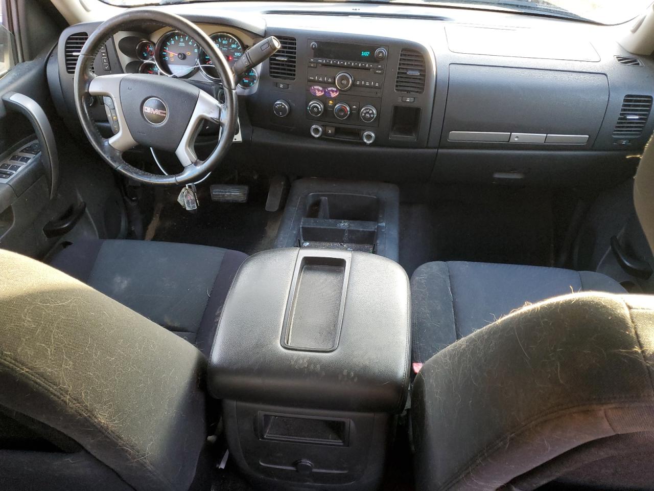 2010 GMC Sierra VIN 3GTRKVE31AG100655 Copart auction photo, front end / minor dent/scratches damage thumbnail 8