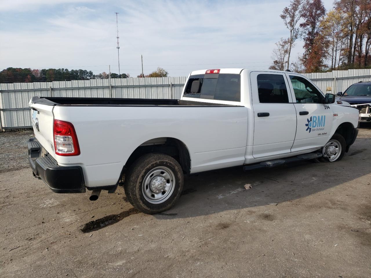 2021 RAM 2500 VIN 3C6UR4HJ2MG570652 Copart auction photo, front end damage thumbnail 3
