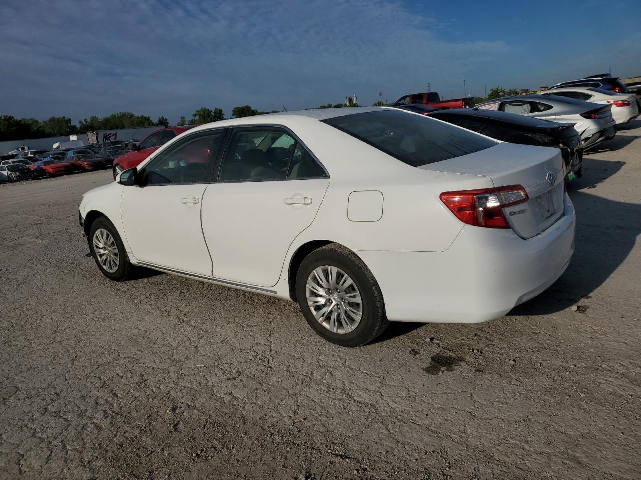 2014 Toyota Camry VIN 4T4BF1FK5ER350621 Copart auction photo, front end / minor dent/scratches damage thumbnail 2
