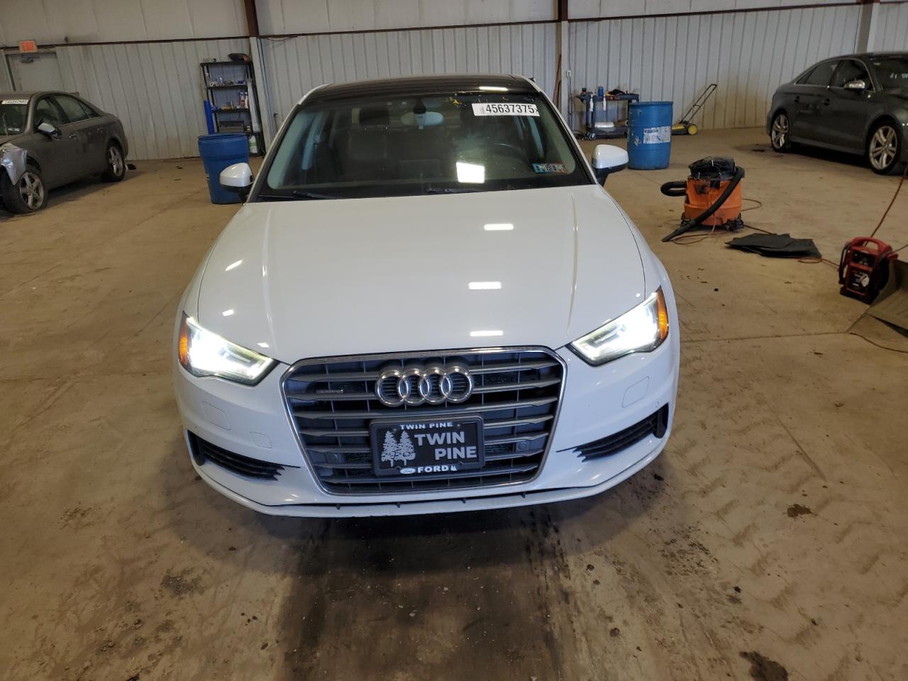 2015 Audi A3 VIN WAUEFGFF2F1136297 Copart auction photo, side damage thumbnail 5