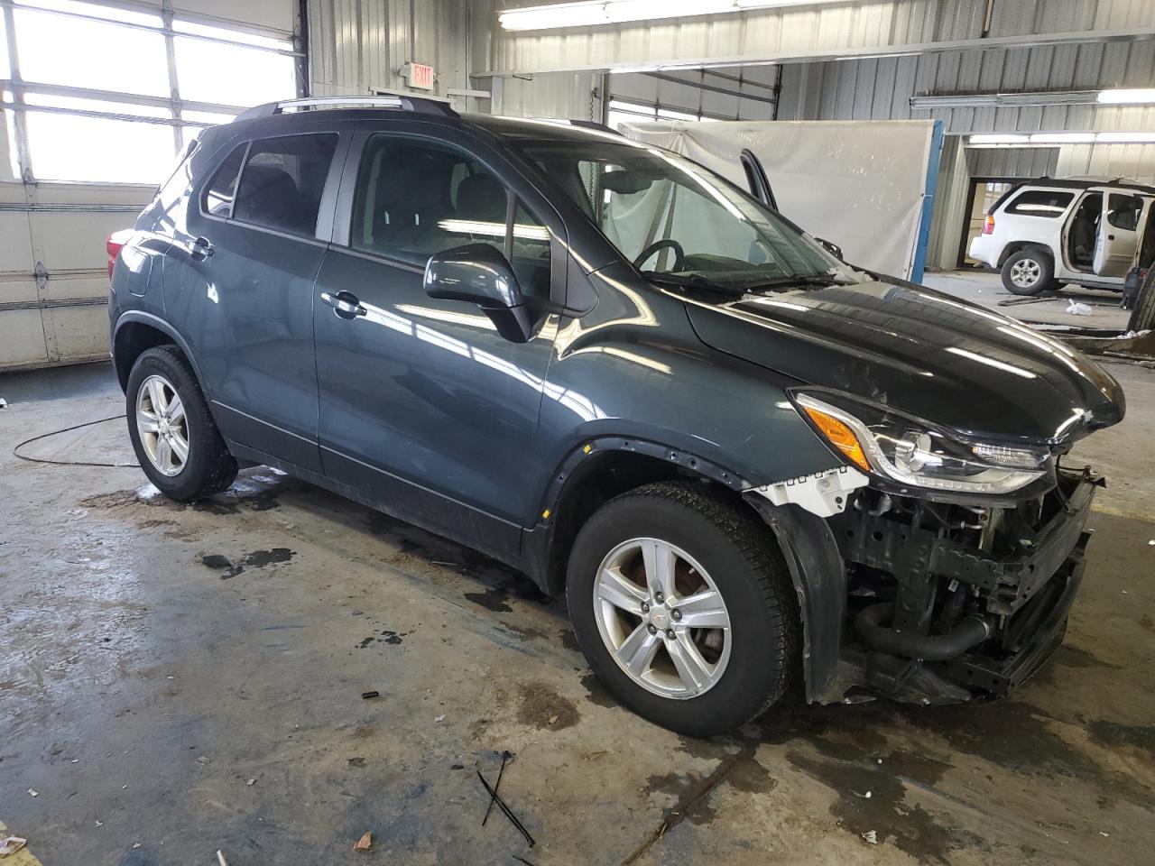 2021 Chevrolet Trax VIN KL7CJPSBXMB352737 Copart auction photo, front end damage thumbnail 4