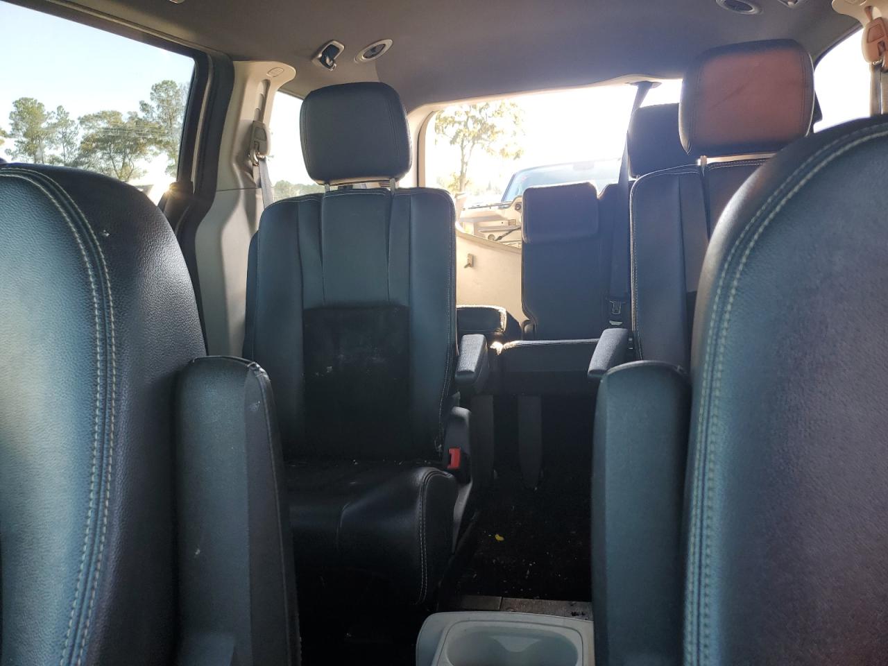 2018 Dodge Caravan VIN 2C4RDGCG9JR328117 Copart auction photo, rear end damage thumbnail 10