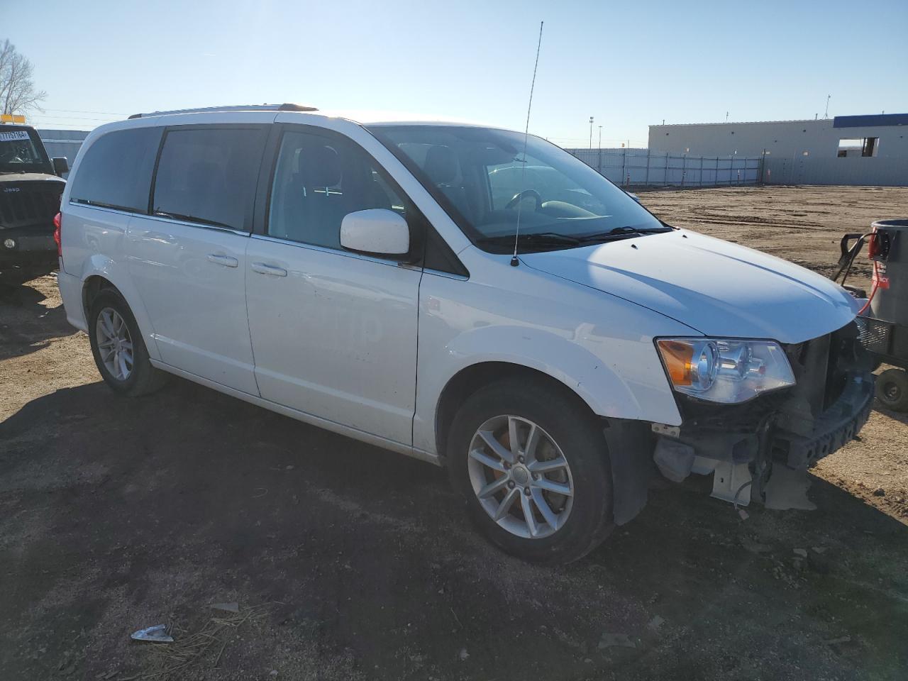 2019 Dodge Caravan VIN 2C4RDGCG2KR753244 Copart auction photo, front end / hail damage thumbnail 4
