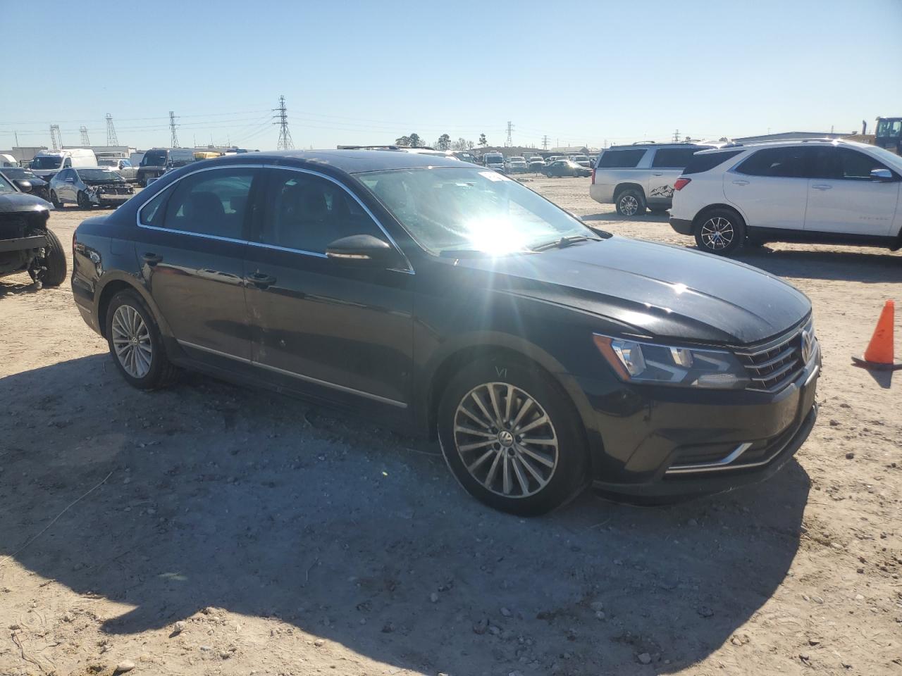 2017 Volkswagen Passat VIN 1VWBT7A36HC053150 Copart auction photo, front end / side damage thumbnail 4