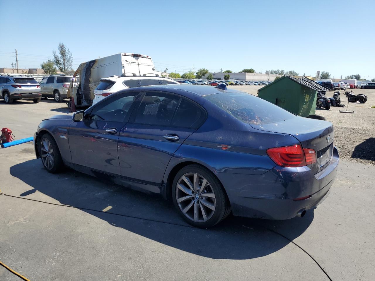 2012 BMW 5er VIN WBAFR7C56CC811513 Copart auction photo, front end / undercarriage damage thumbnail 2
