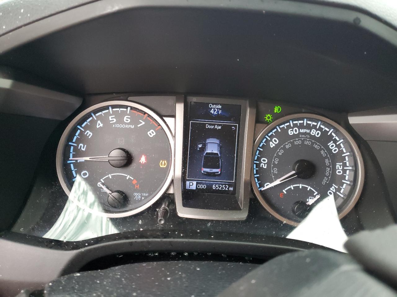 2017 Toyota Tacoma VIN 5TFCZ5ANXHX091856 Copart auction photo, front end / side damage thumbnail 9