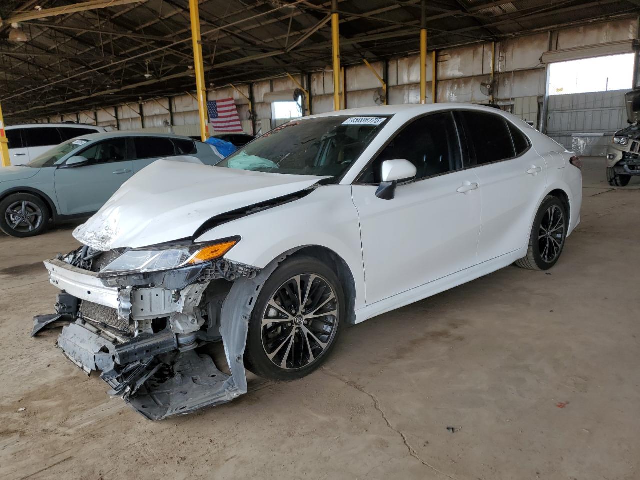 2018 Toyota Camry VIN 4T1B11HK8JU627293