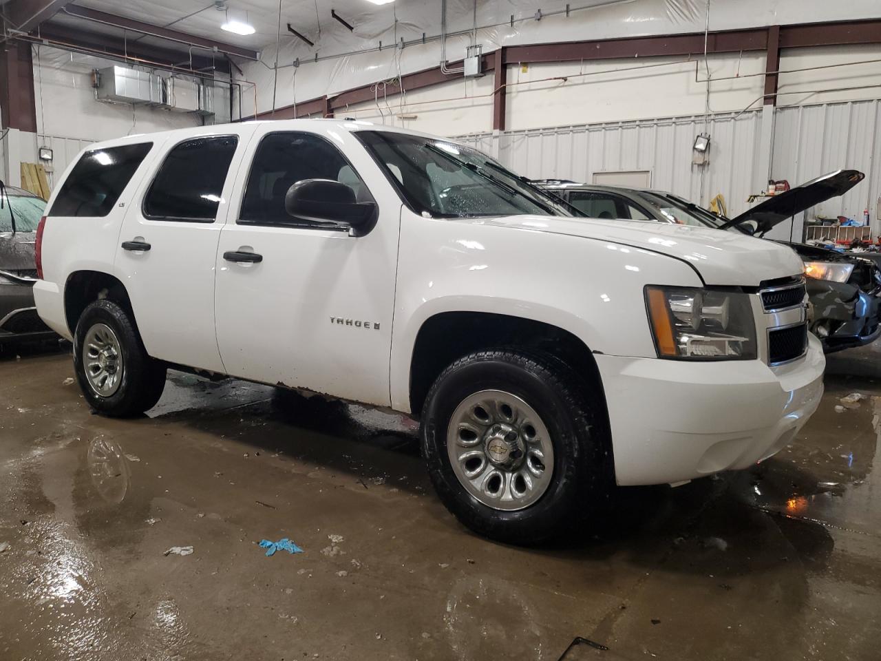 2008 Chevrolet Tahoe VIN 1GNFK130X8R230262 Copart auction photo, burn - engine damage thumbnail 4