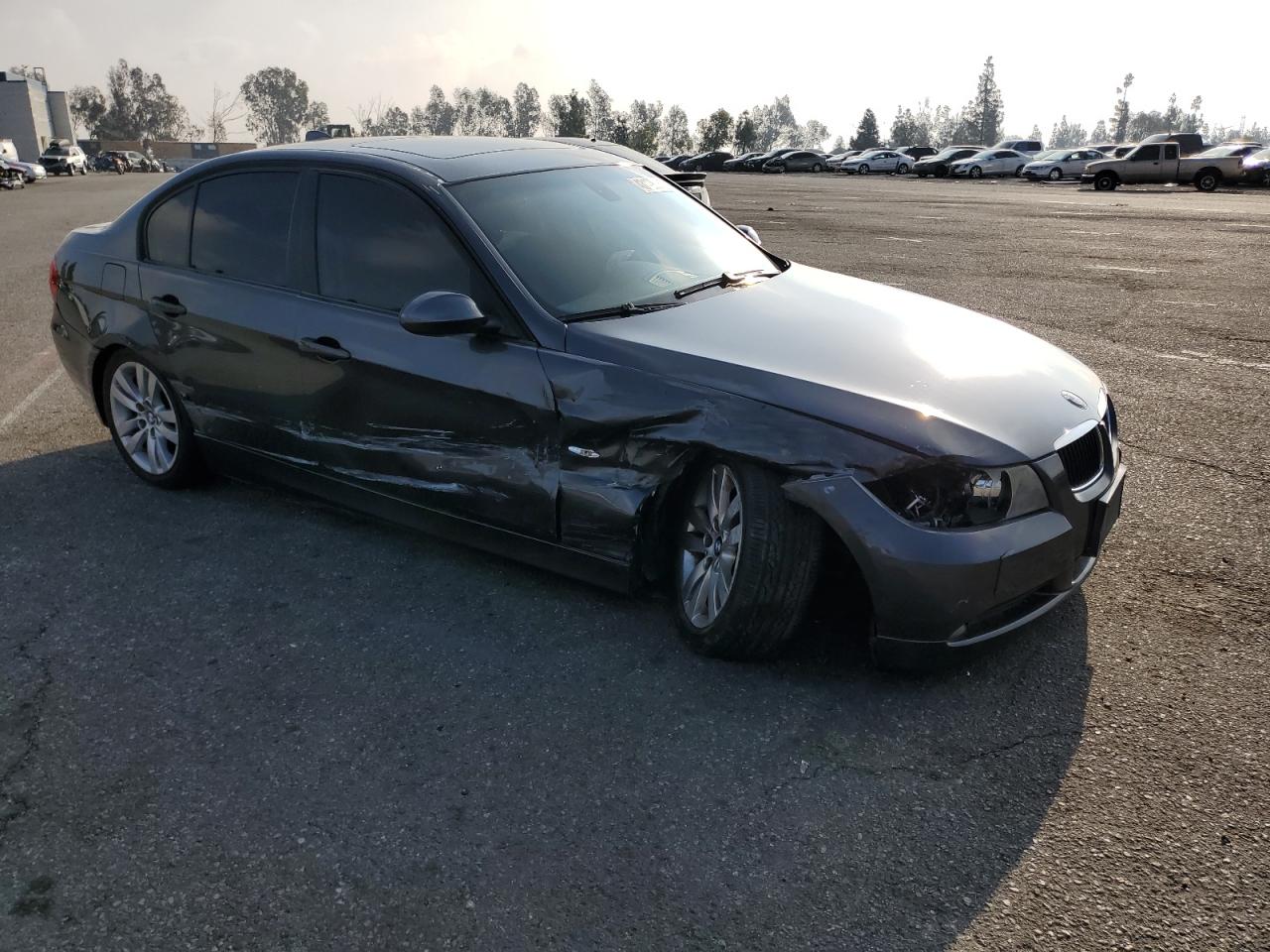 2006 BMW 3er VIN WBAVB13586KX51872 Copart auction photo, undercarriage / side damage thumbnail 4