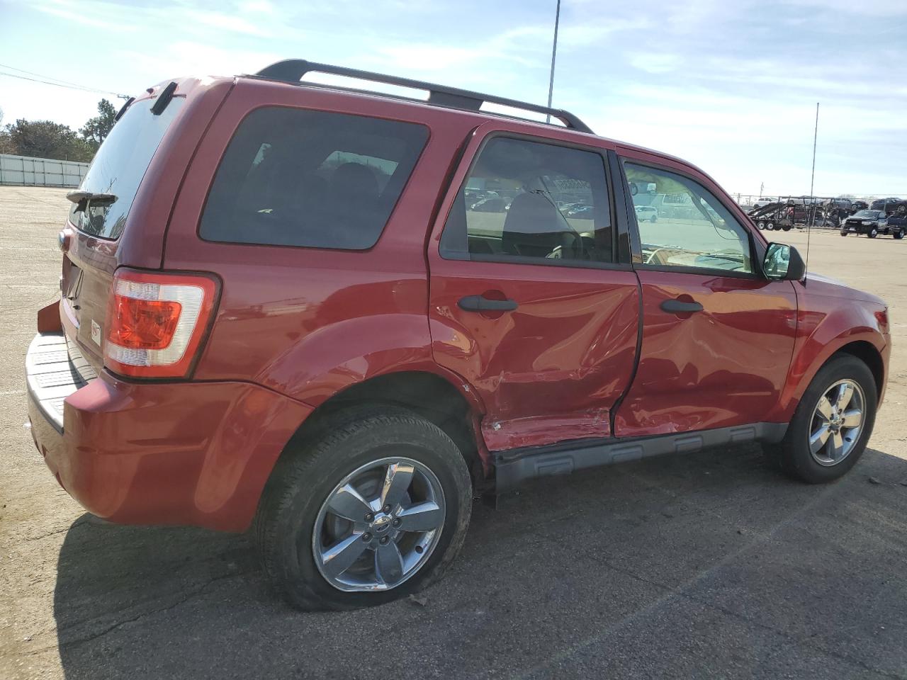 2010 Ford Escape VIN 1FMCU0D72AKB07142 Copart auction photo, side / undercarriage damage thumbnail 3