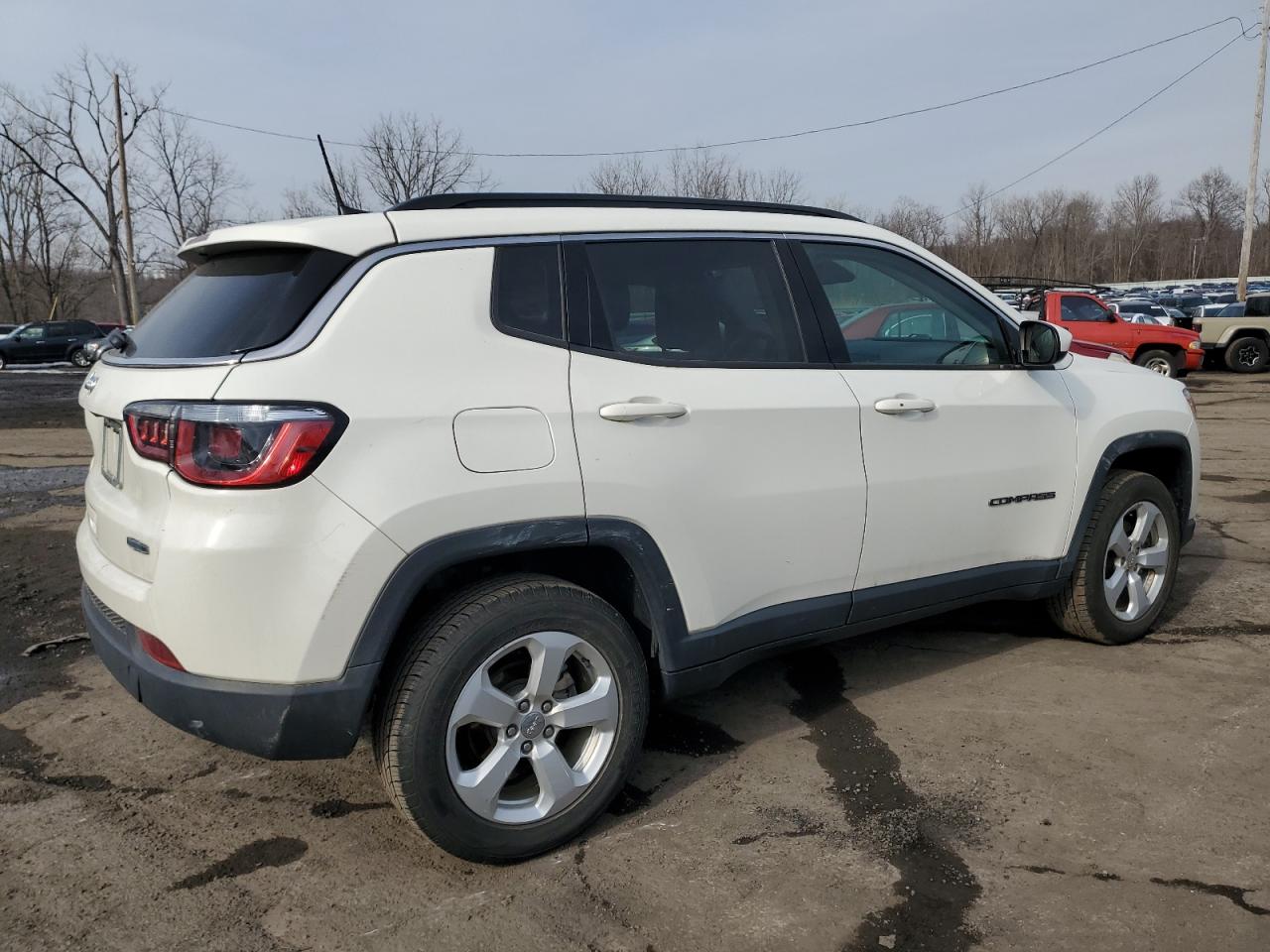 2019 Jeep Compass VIN 3C4NJDBB2KT678506 Copart auction photo, front end / side damage thumbnail 3