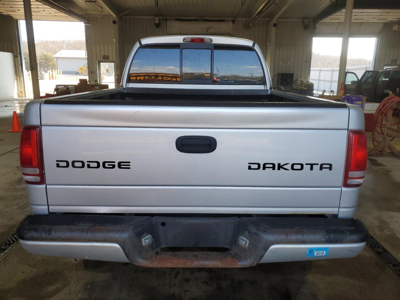 2003 Dodge Dakota VIN 1D7HG38N03S170907 Copart auction photo, front end damage thumbnail 6