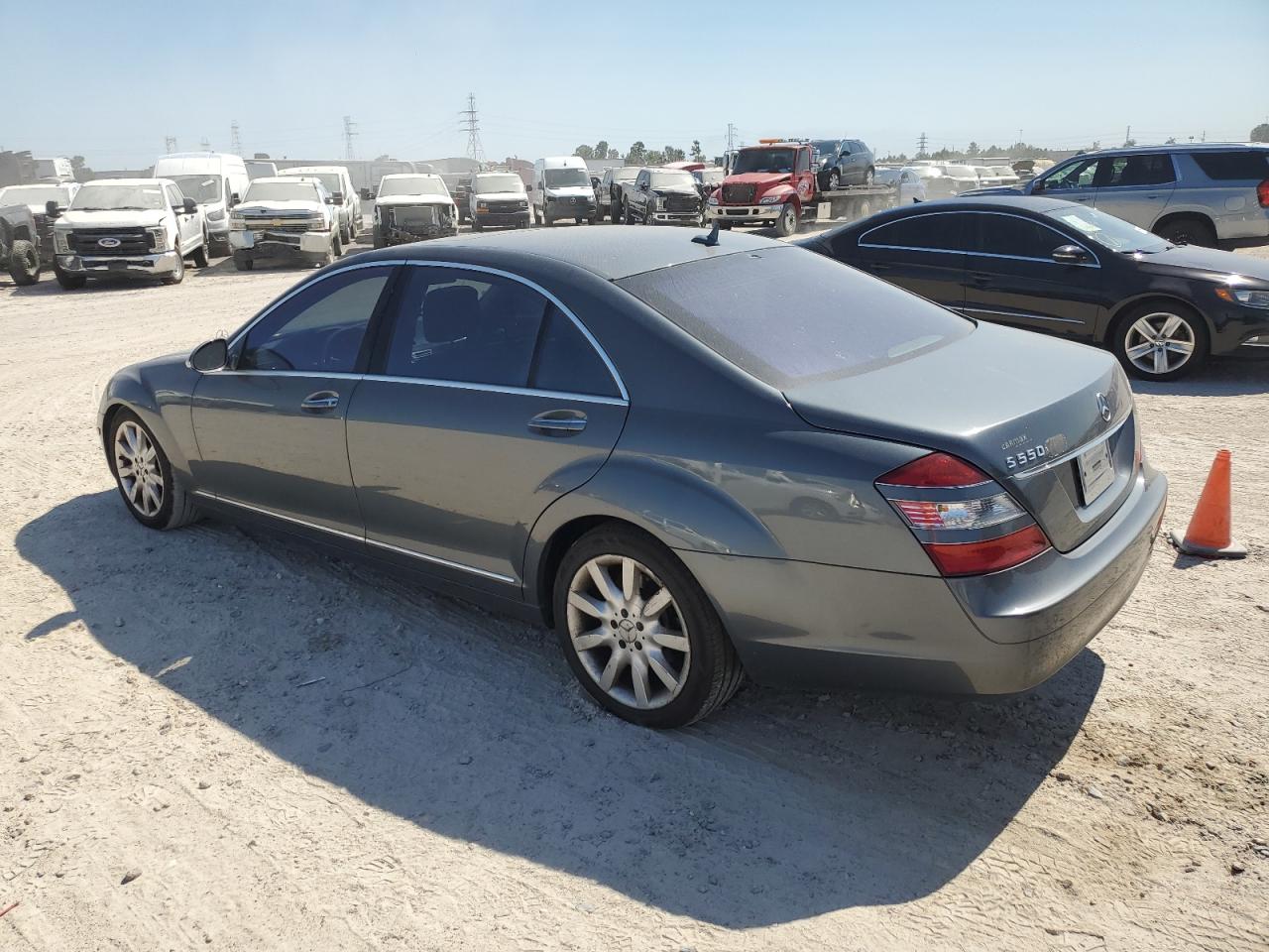 2007 Mercedes-Benz S-klasse VIN WDDNG71X07A145054 Copart auction photo, front end damage thumbnail 2