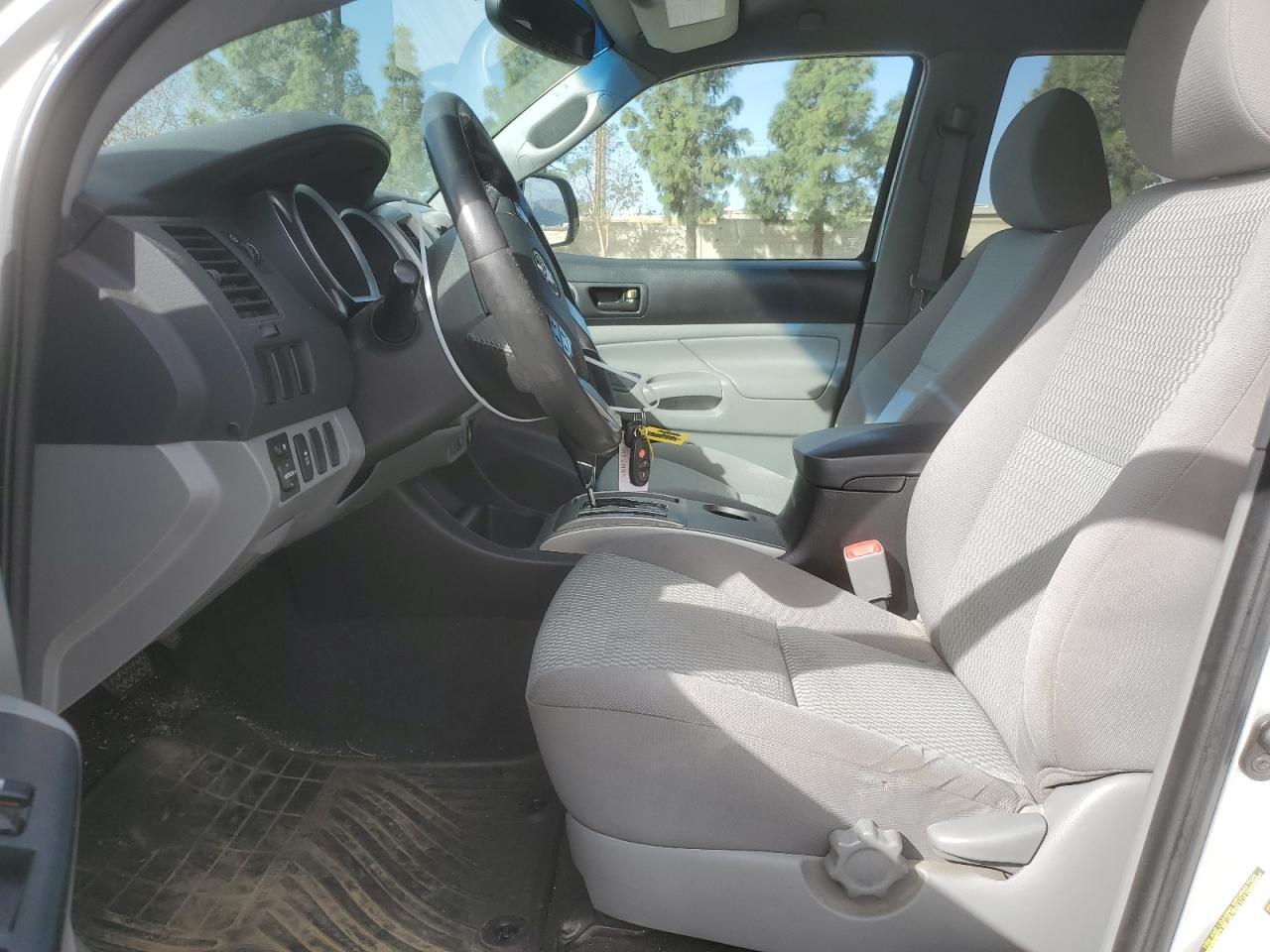 2012 Toyota Tacoma VIN 5TFJX4GN5CX010690 Copart auction photo, front end / side damage thumbnail 7