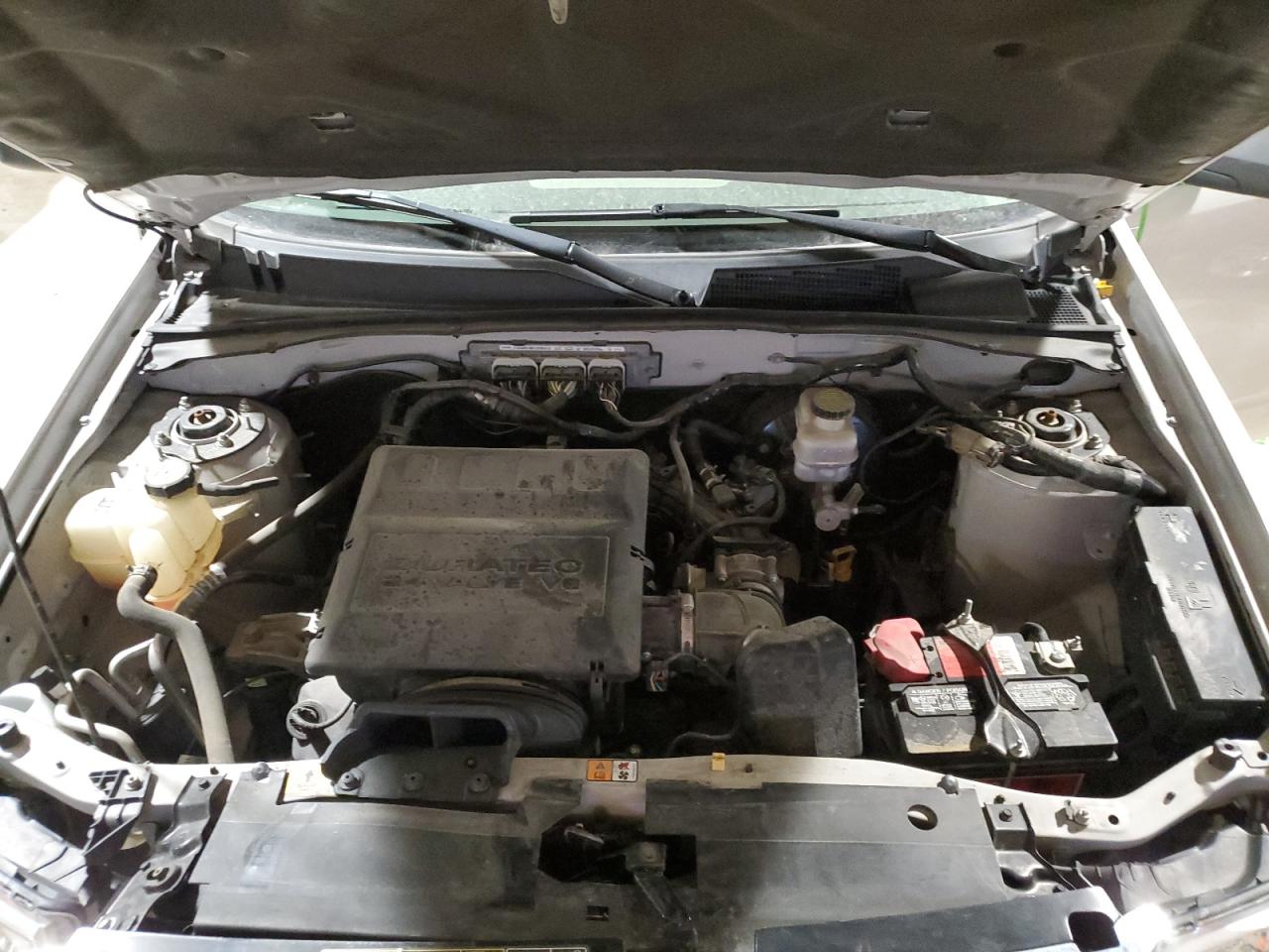 2012 Ford Escape VIN 1FMCU0DG3CKC83040 Copart auction photo, front end / minor dent/scratches damage thumbnail 12