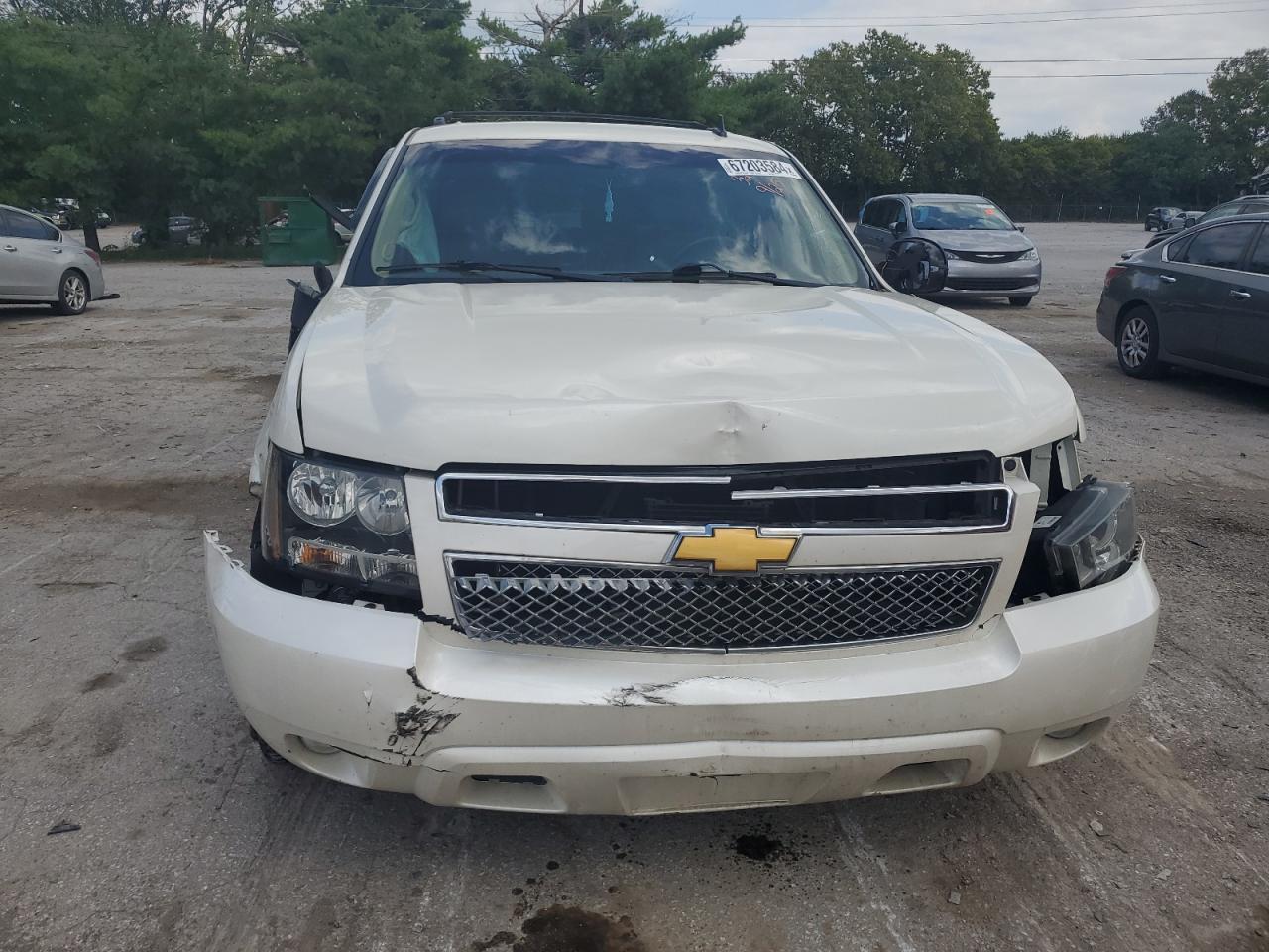 2014 Chevrolet Tahoe VIN 1GNSKCE04ER223276 Copart auction photo, all over damage thumbnail 5