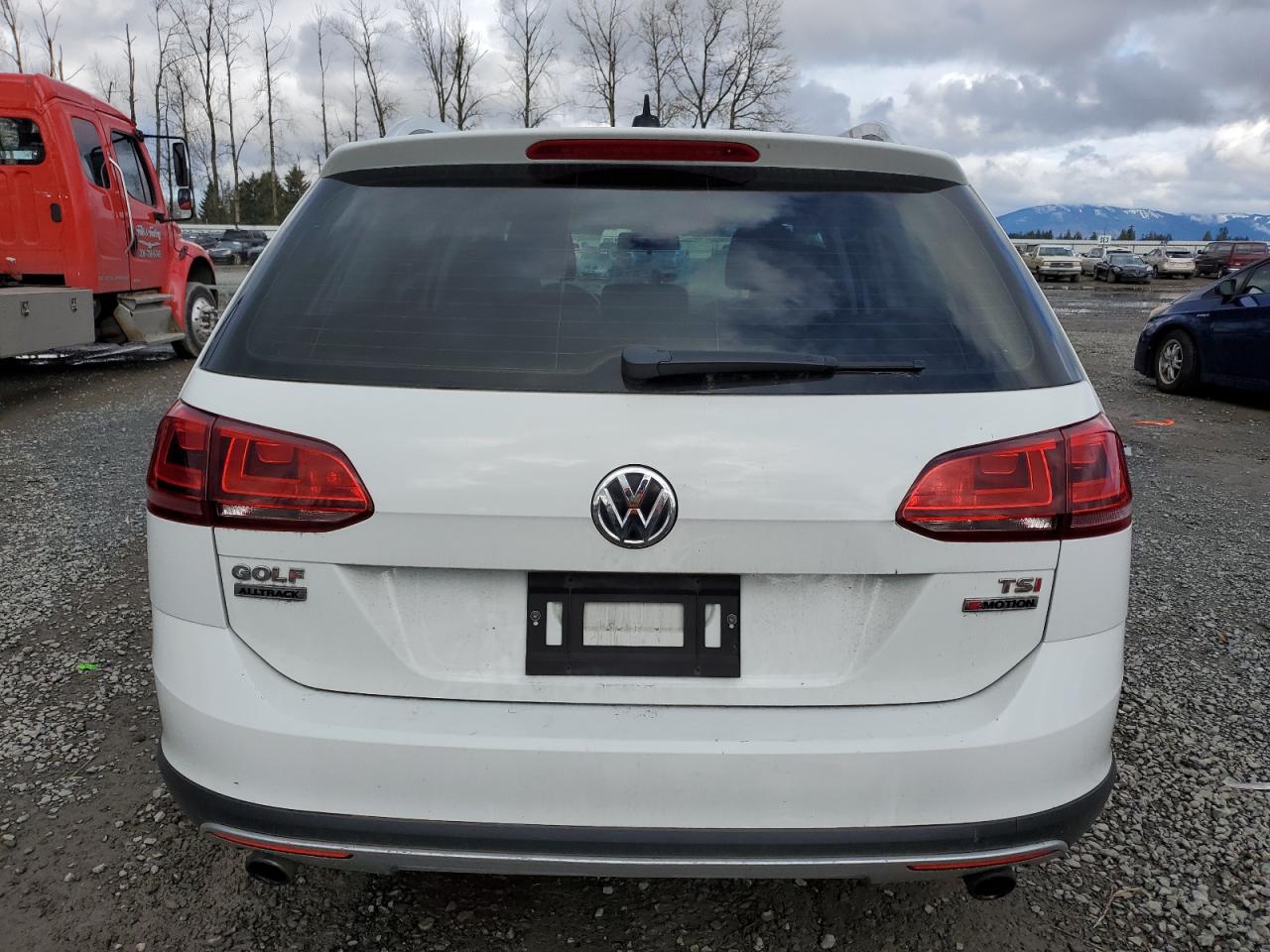 2017 Volkswagen Golf VIN 3VWH17AU1HM518618 Copart auction photo, side damage thumbnail 6