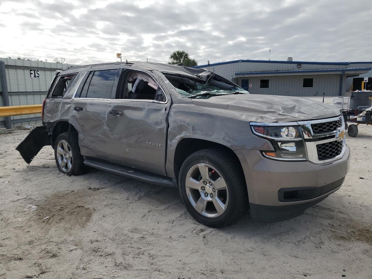 2017 Chevrolet Tahoe VIN 1GNSCBKC0HR253742 Copart auction photo, rollover / minor dent/scratches damage thumbnail 4