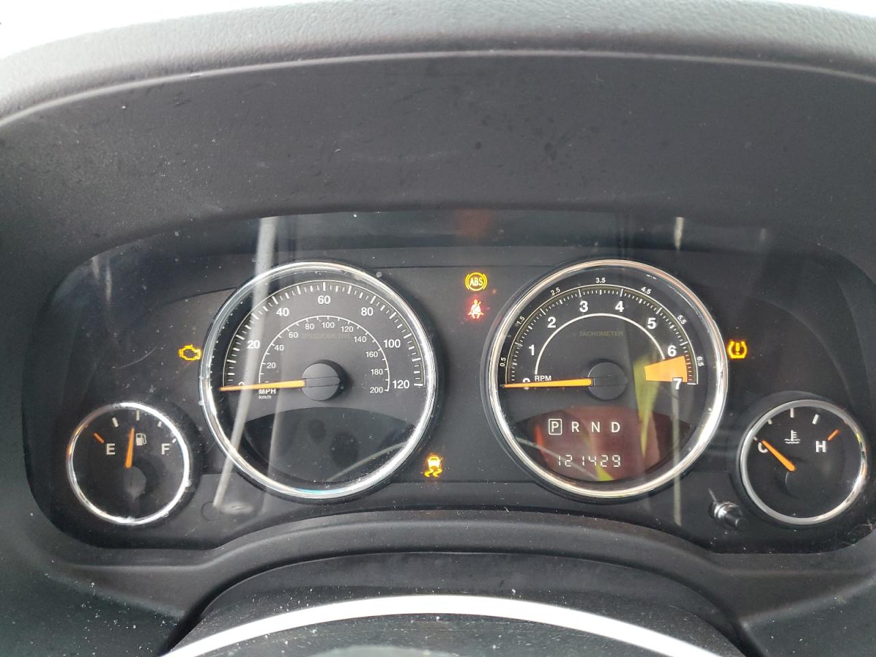 2016 Jeep Compass VIN 1C4NJDEB9GD730092 Copart auction photo, burn - engine / minor dent/scratches damage thumbnail 9