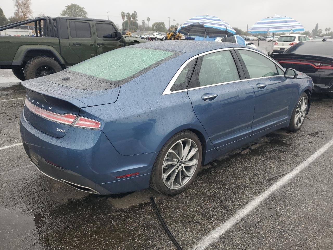 2019 Lincoln MKZ VIN 3LN6L5LU0KR627275 Copart auction photo, front end damage thumbnail 3