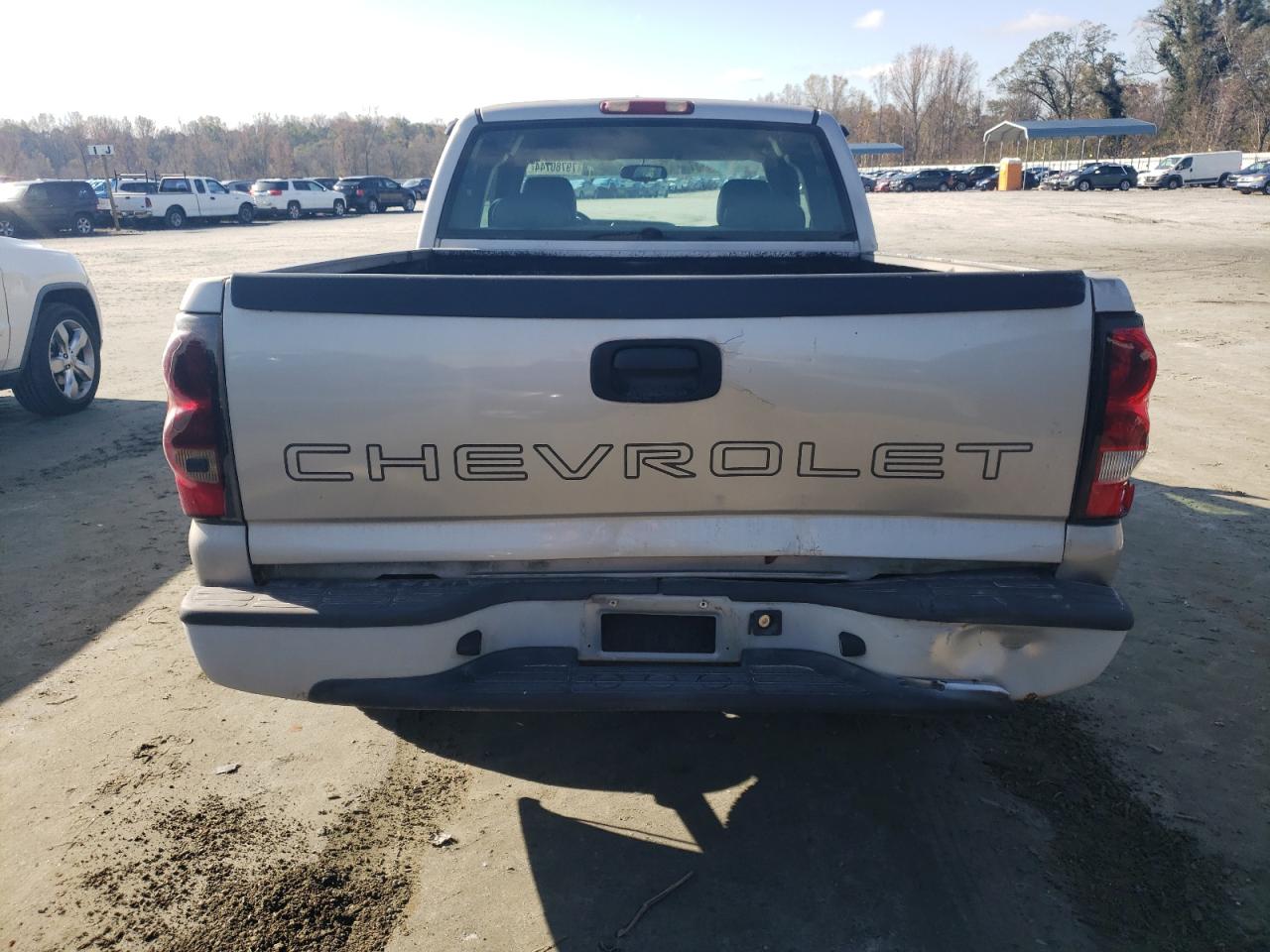 2004 Chevrolet Silverado VIN 2GCEC19V741304180 Copart auction photo, all over damage thumbnail 6