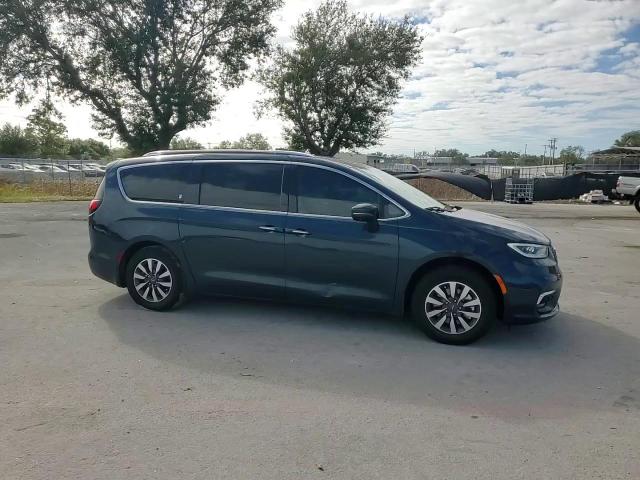 2021 Chrysler Pacifica VIN 2C4RC1L7XMR606057 Copart auction photo, rear end / side damage thumbnail 12