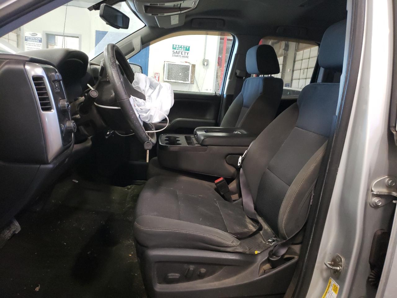 2017 Chevrolet Silverado VIN 1GCVKREC2HZ173064 Copart auction photo, front end damage thumbnail 7