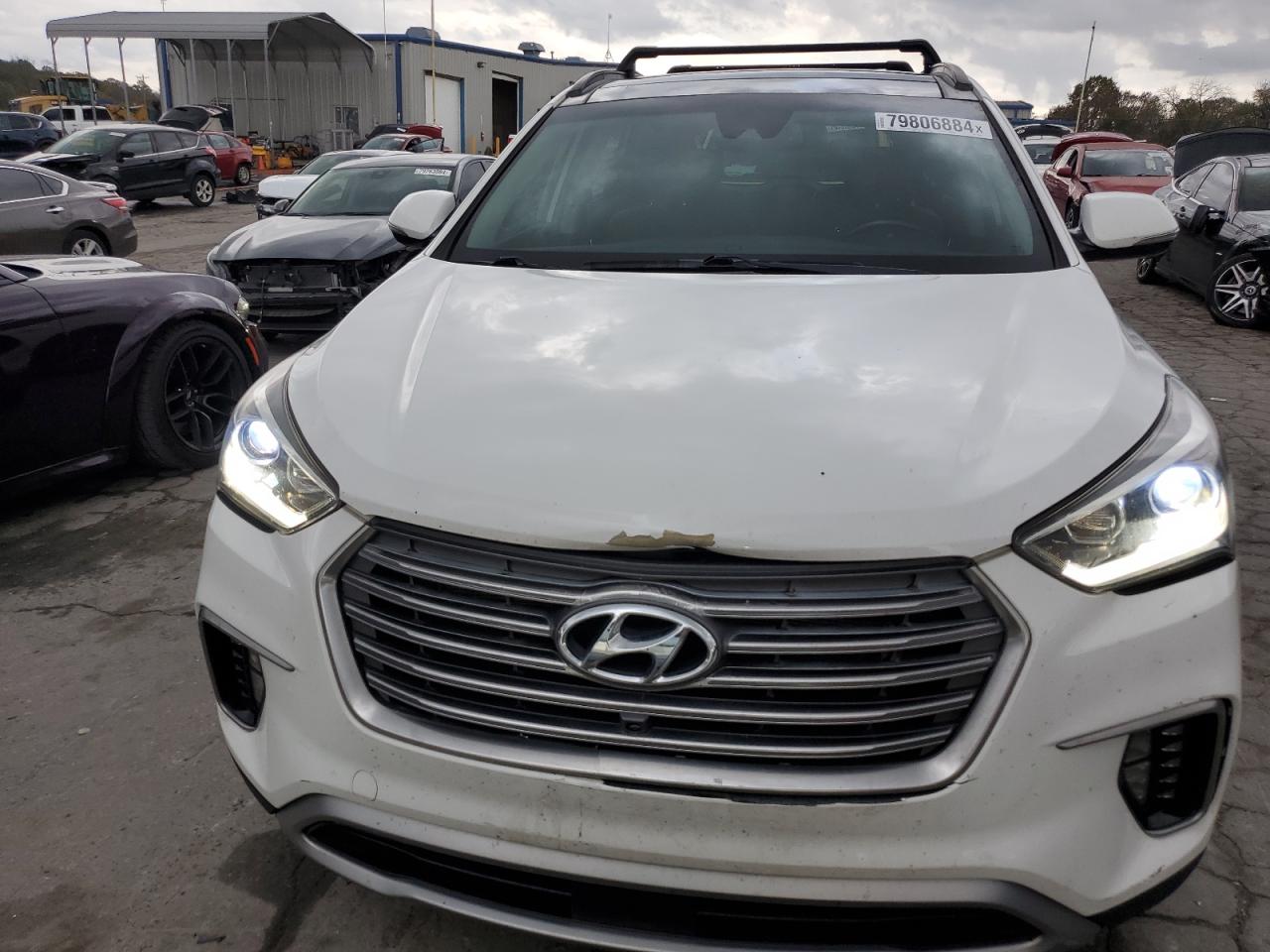 2018 Hyundai Santa Fe VIN KM8SRDHFXJU273693 Copart auction photo, front end damage thumbnail 5