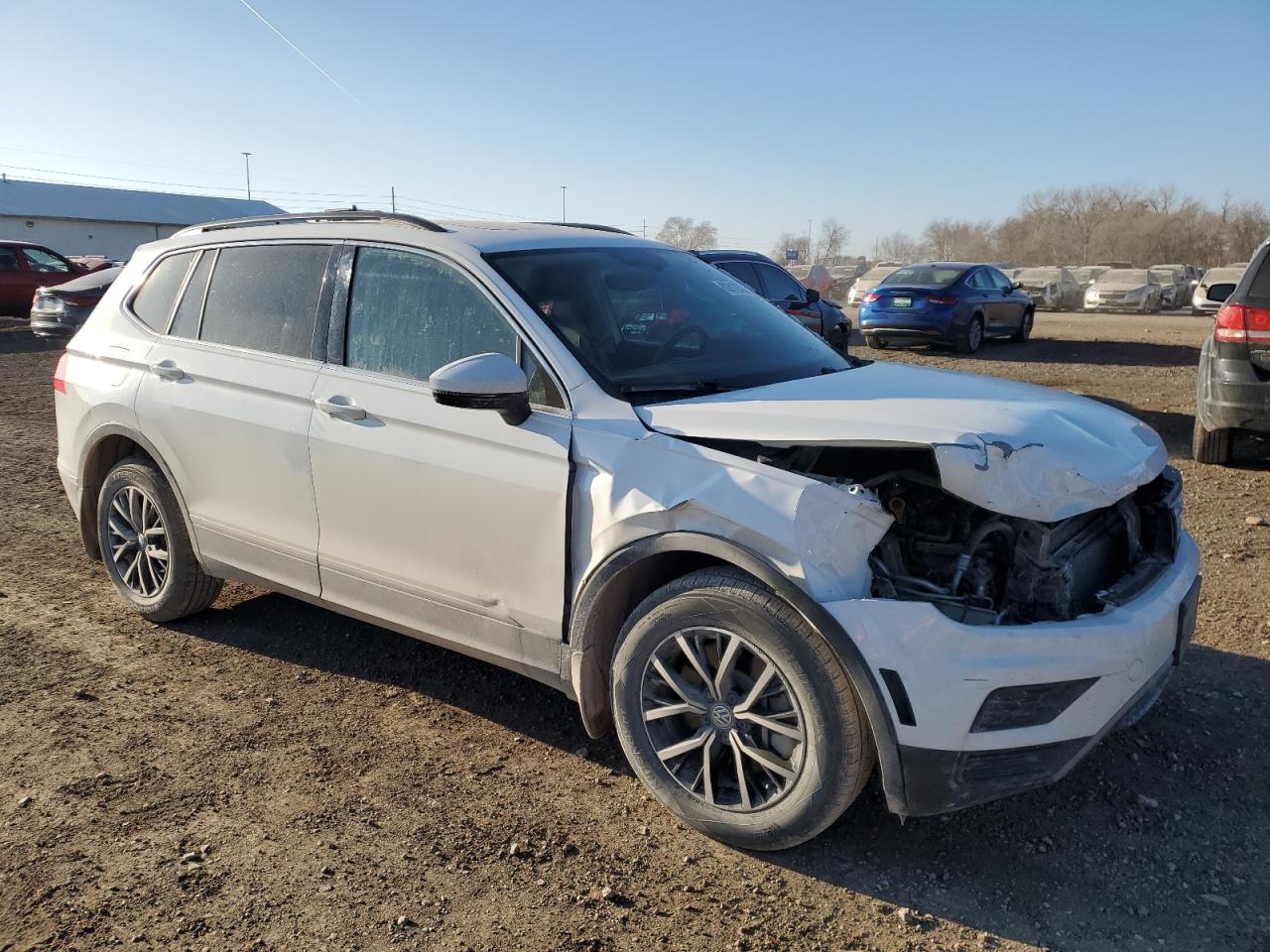 2021 Volkswagen Tiguan VIN 3VV2B7AXXMM137927 Copart auction photo, front end damage thumbnail 4