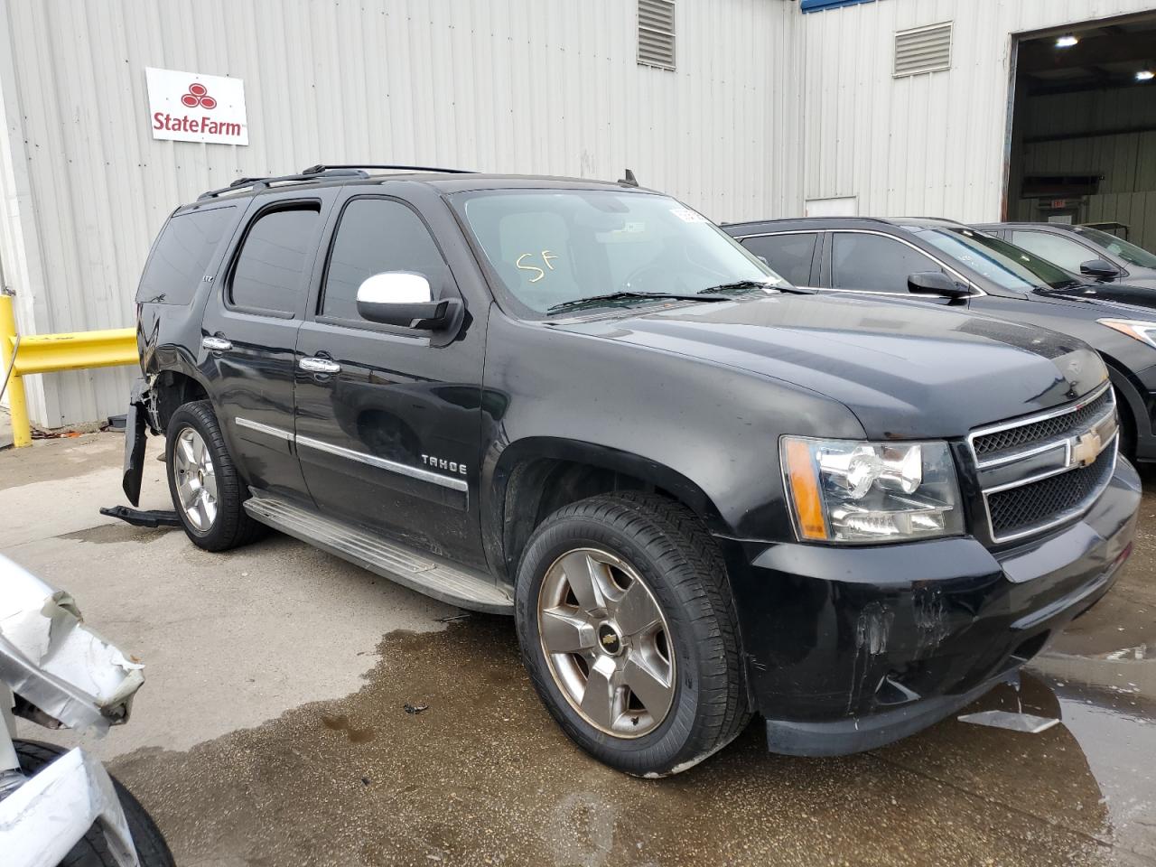 2010 Chevrolet Tahoe VIN 1GNUCCE03AR280584 Copart auction photo, rear end damage thumbnail 4