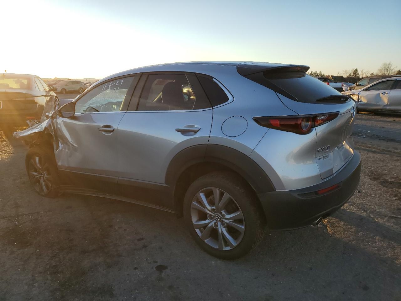 2020 Mazda CX-30 VIN 3MVDMBCL6LM105360 Copart auction photo, front end / side damage thumbnail 2