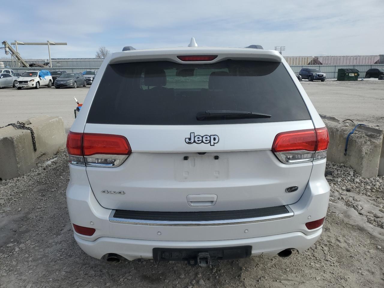 2016 Jeep Grand Cherokee VIN 1C4RJFCGXGC495784 Copart auction photo, front end damage thumbnail 6