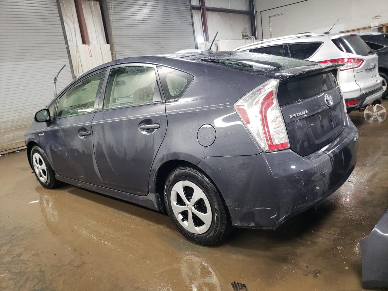 2013 Toyota Prius VIN JTDKN3DU2D5548583 Copart auction photo, front end damage thumbnail 2