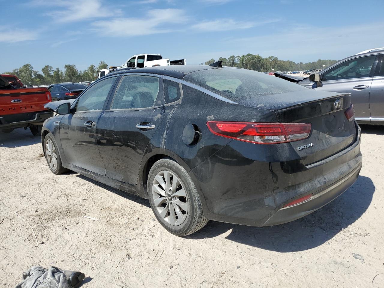 2018 KIA Optima VIN 5XXGT4L31JG232058 Copart auction photo, front end damage thumbnail 2