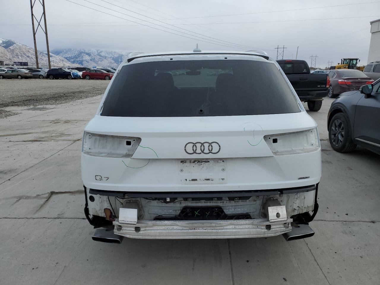 2017 Audi Q7 VIN WA1LHAF75HD040928 Copart auction photo, rear end damage thumbnail 6