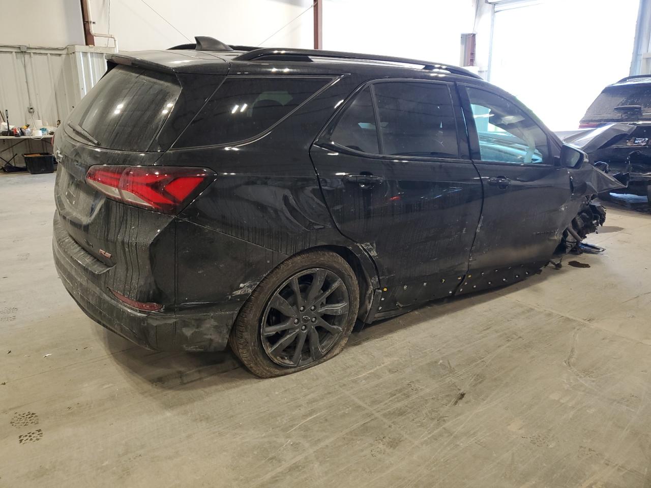 2022 Chevrolet Equinox VIN 2GNAXWEV2N6132397 Copart auction photo, front end damage thumbnail 3