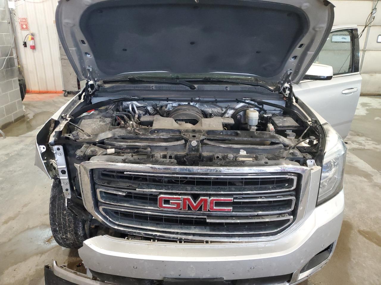 2015 GMC Yukon VIN 1GKS2AKCXFR174683 Copart auction photo, front end / side damage thumbnail 12