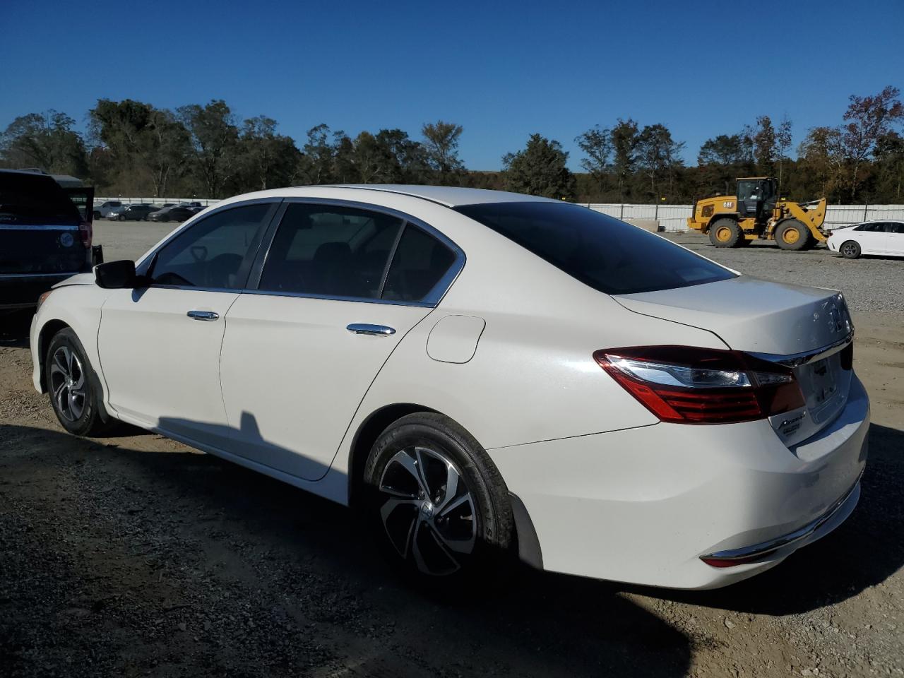 2017 Honda Accord VIN 1HGCR2F32HA230761 Copart auction photo, front end / minor dent/scratches damage thumbnail 3